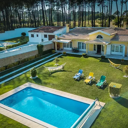 Verdizela Beach & Golf Villa